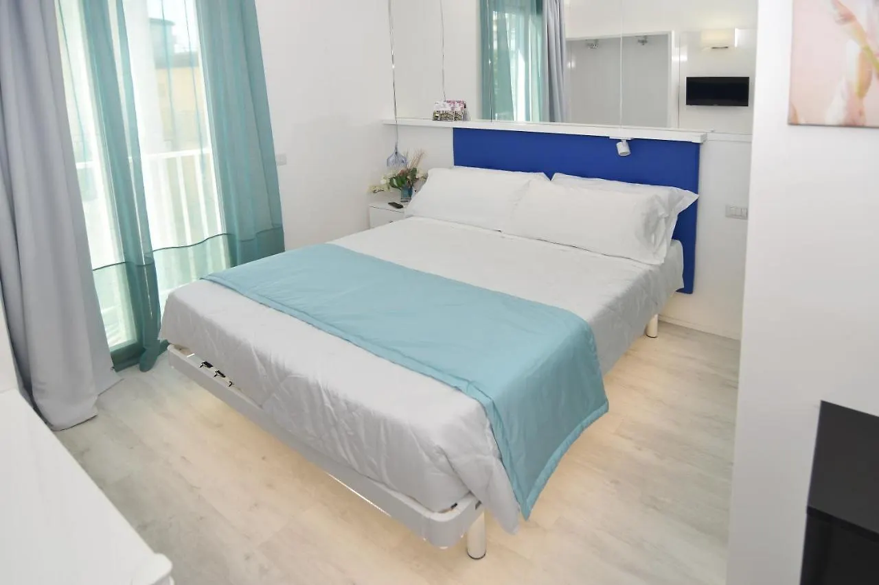 Hotel Nuovo Giardino Rimini 3*,  Italy