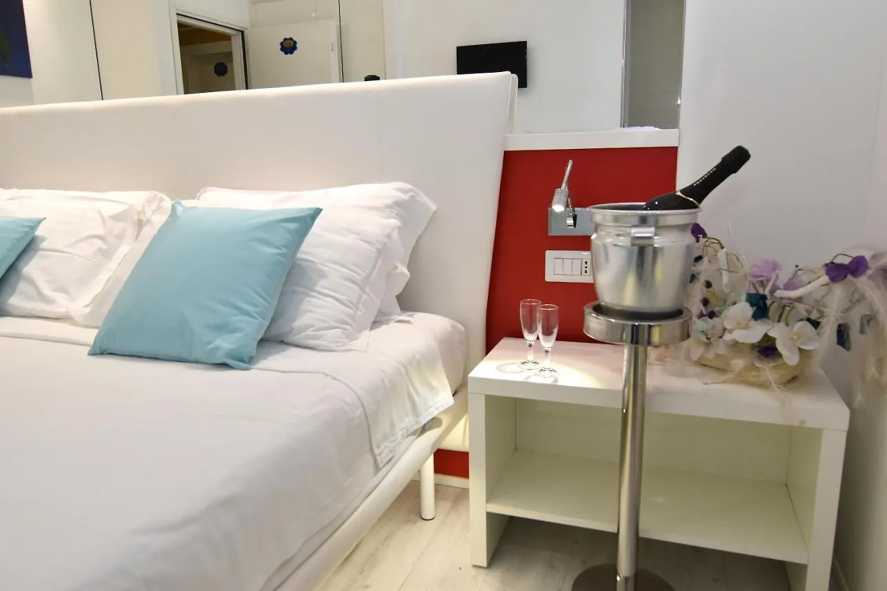 ***  Hotel Nuovo Giardino リミニ イタリア