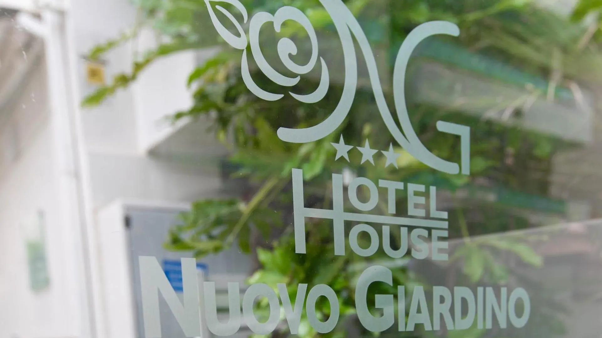 Hotel Nuovo Giardino リミニ