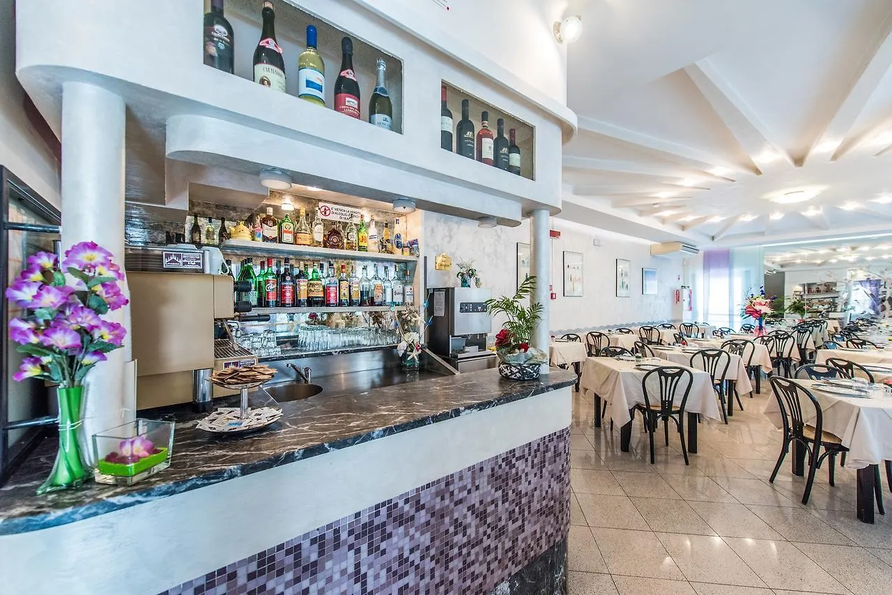 Hotel Nuovo Giardino リミニ